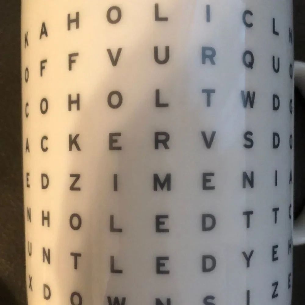 Puzzled Fred Word Finder Mug - Picture 6 of 6